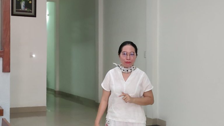 Bên trong căn nhà hai tầng đang được giao dịch tại Tam Kỳ