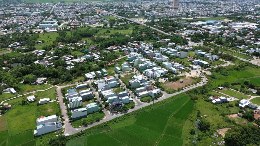 Khu dân cư Trường Xuân Tam Kỳ, nơi có lô đất đường Lê Văn Đức, nhìn từ flycam
